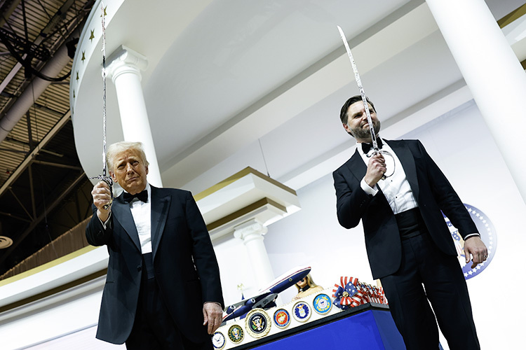    «Джей Ди Вэнс — молодой мужчина, многого уже добившийся. И все у него, очевидно, впереди».   
Фото: © Anna Moneymaker — Pool via CNP / Keystone Press Agency / www.globallookpress.com