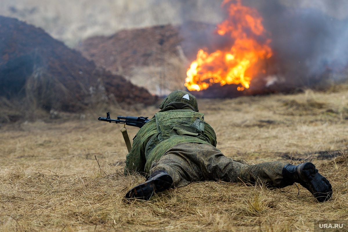 Боец добирался до части преимущественно ползком (архивное фото). Фото: Вадим Ахметов © URA.RU