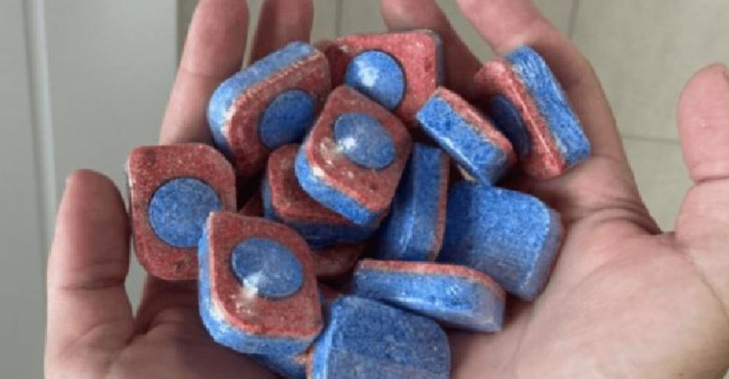 Скупаю пачками, продавщица на меня смотрела с неодобрением: лучшие способы для применения посудомоечных таблеток