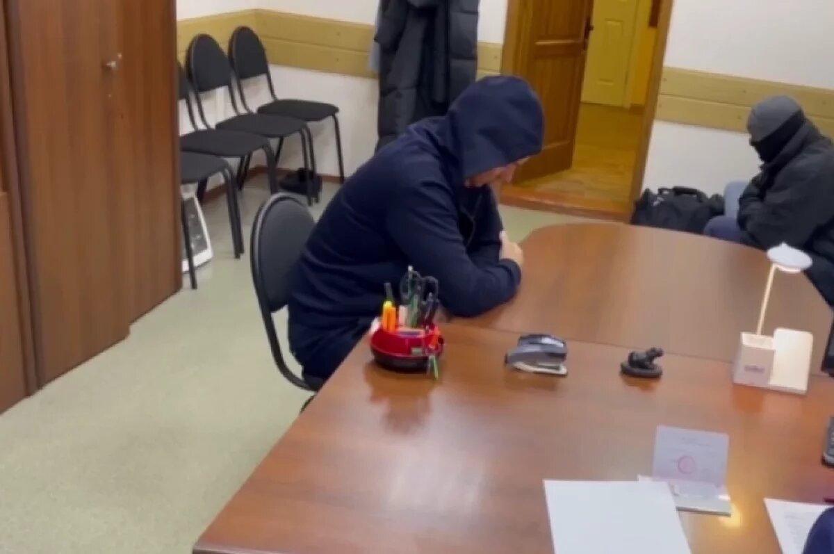    Роман Скрипальщиков на допросе в СК.