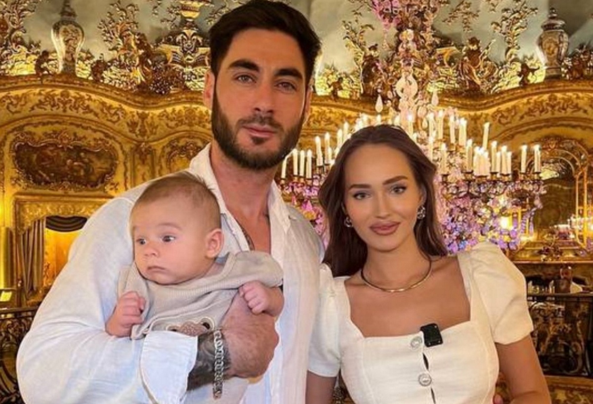 Тигран Салибеков с Викторией Лысковец и сыном Леоном. Фото: соцсети