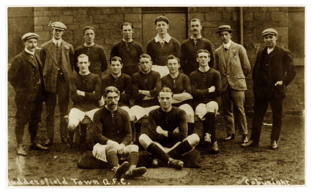"Хаддерсфилд Таун " первое командное фото в истории