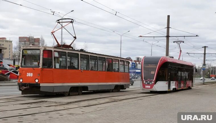 Старые «звенящие» трамваи на улицах Перми сменили современные вагоны. Фото: Алексей Глазырин © URA.RU