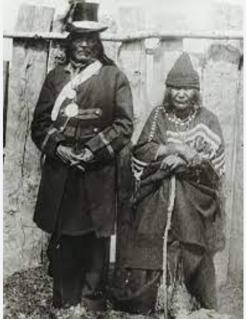 Старое Солнце и Теленок Старухи