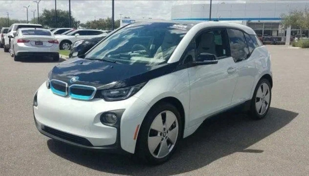 BMW I3