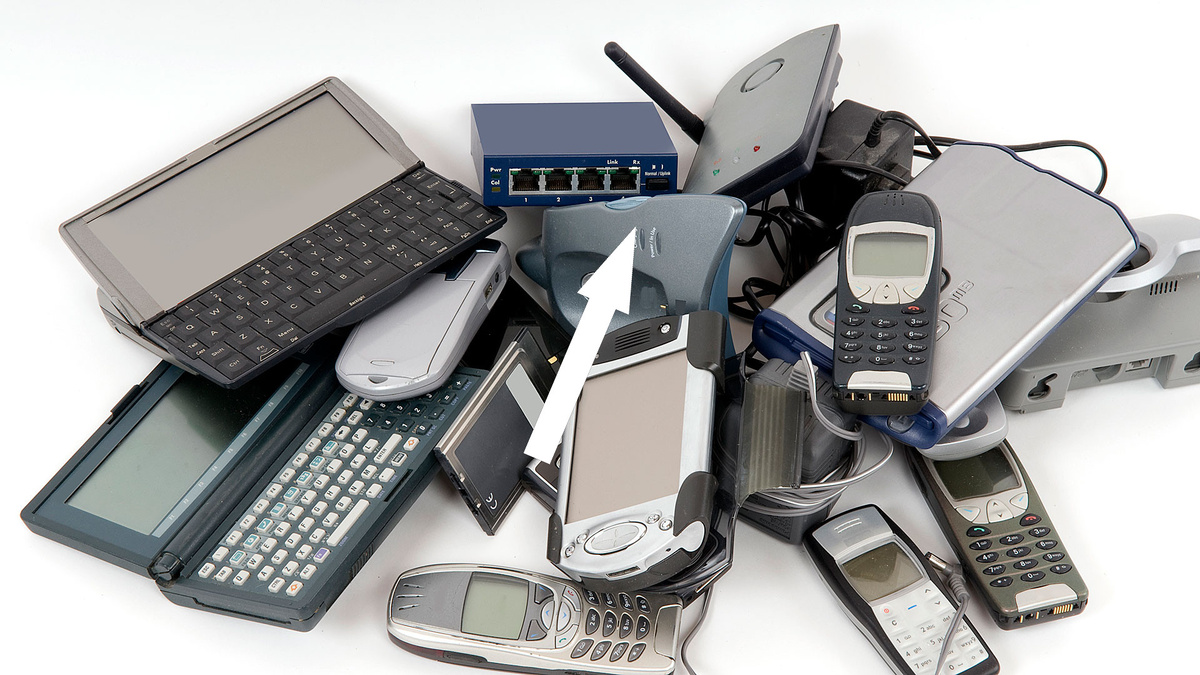    Старый телефон: клад или хлам?