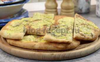Дрожжевые лепешки с картошкой к супу