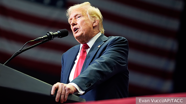     Фото: Evan Vucci/AP/ТАСС   
 Текст: Александра Юдина