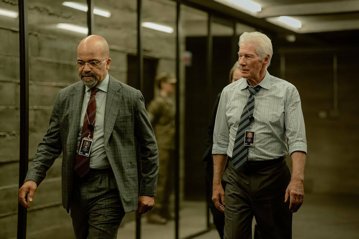 Кадр из сериала «The Agency» / фото: film.ru