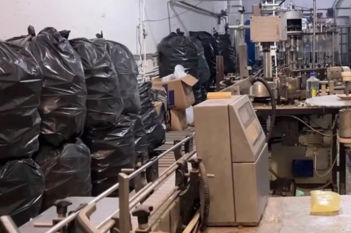    В Крыму накрыли подпольный цех по производству контрафактной газировки