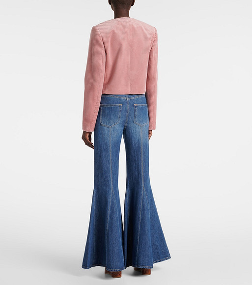     Что сшить из вельвета на весну-2025: 6 модных идей