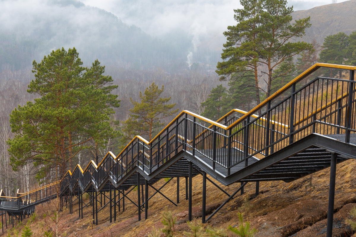 Al.geba, Shutterstock