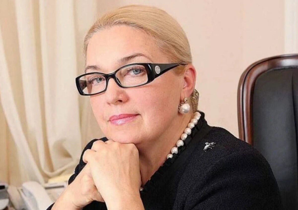 бывший помощник бывшего губернатора Самарской области, отдавшая мошенникам почти полмиллиарда / life.ru