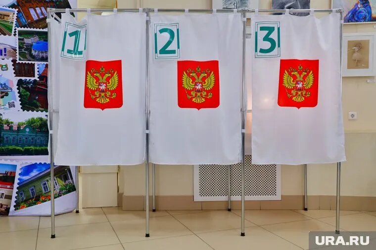 Депутаты приняли решение о продлении сроков подачи документов на выборы мэра Кургана. Фото: Екатерина Сычкова © URA.RU