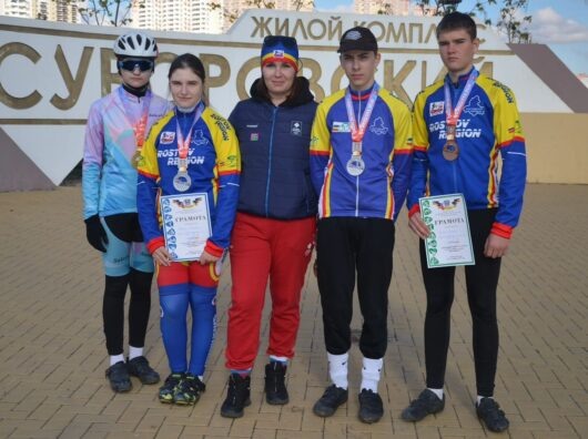    Велосипедисты из Суворовского завершили 2024 год чередой побед //Фото: СШОР 19