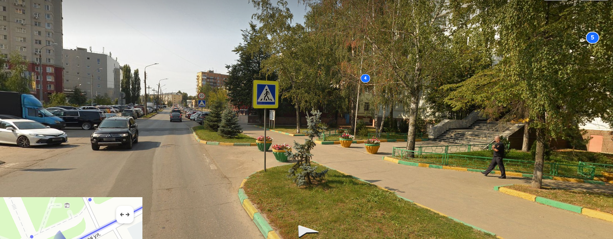 Вот оно, место великой интриги: причем, прямо напротив отдела полиции, где водитель решил, что сможет обмануть судьбу... и инспекторов ДПС