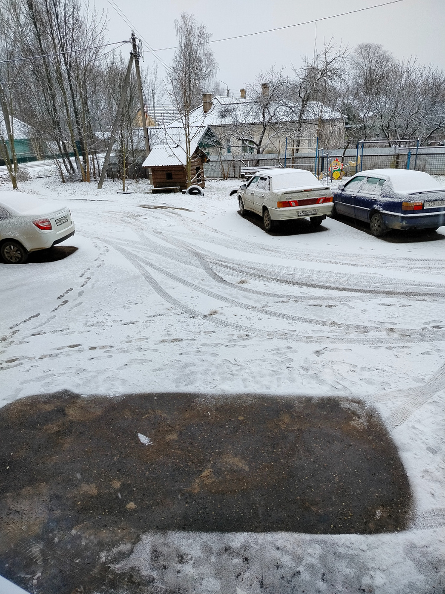 Тут наша машина стояла