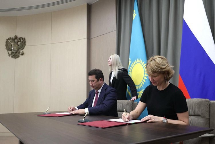    Россия и Казахстан подписали план мероприятий по развитию сотрудничества в АПК