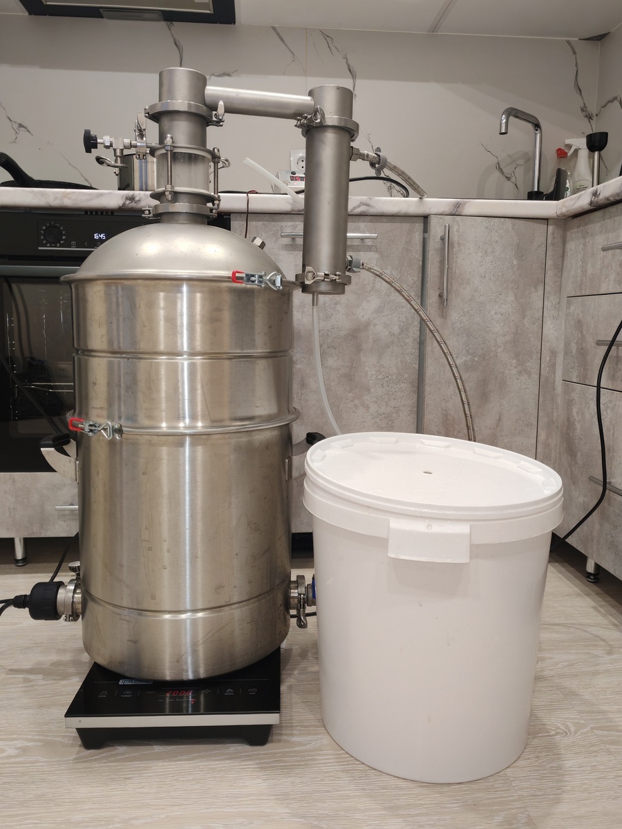 Luxstahl 8M первая перегонка.