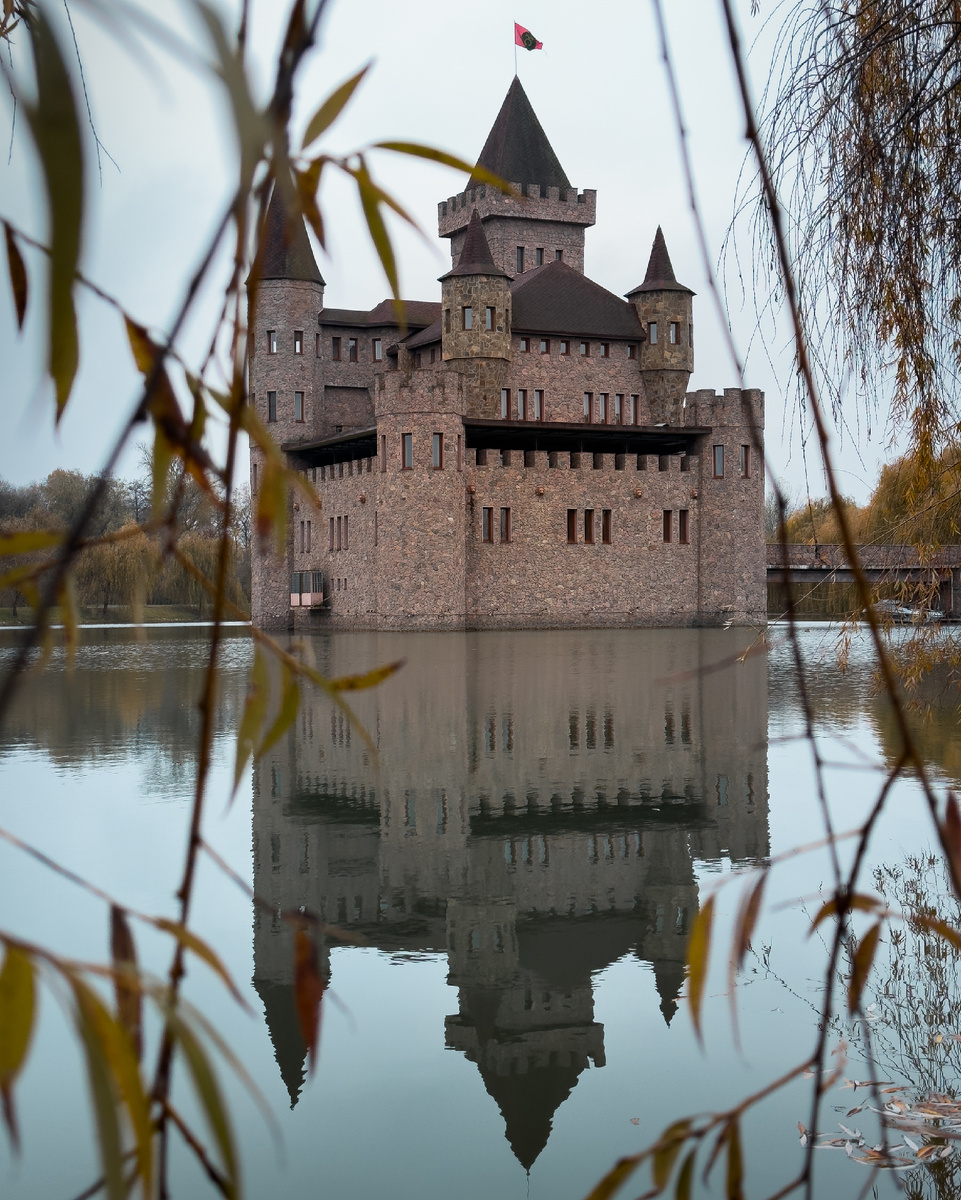 Осенний Шато-Эркен