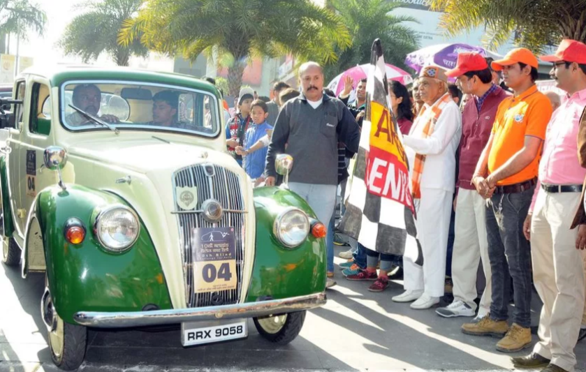 Старт Blind Man Car Rally
