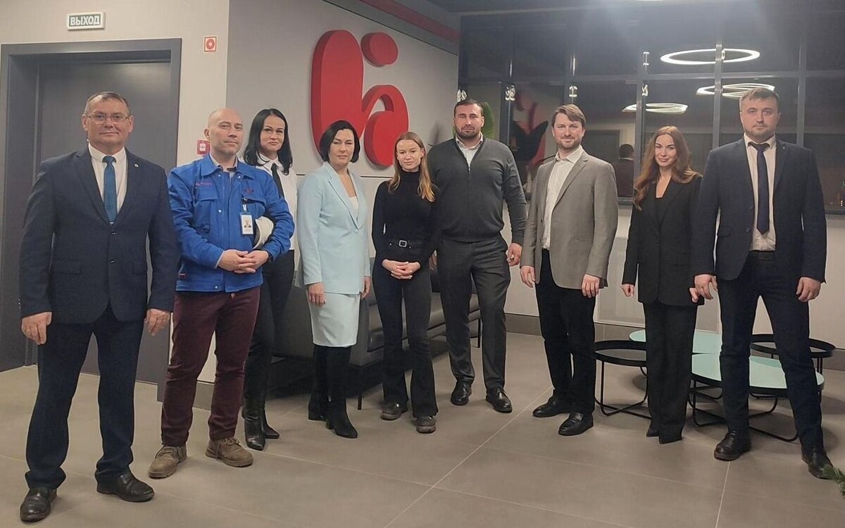    Строящийся мясоперерабатывающий кластер «Черкизово» (активы в Черноземье) посетили власти Тульской области Фото – «Черкизово»