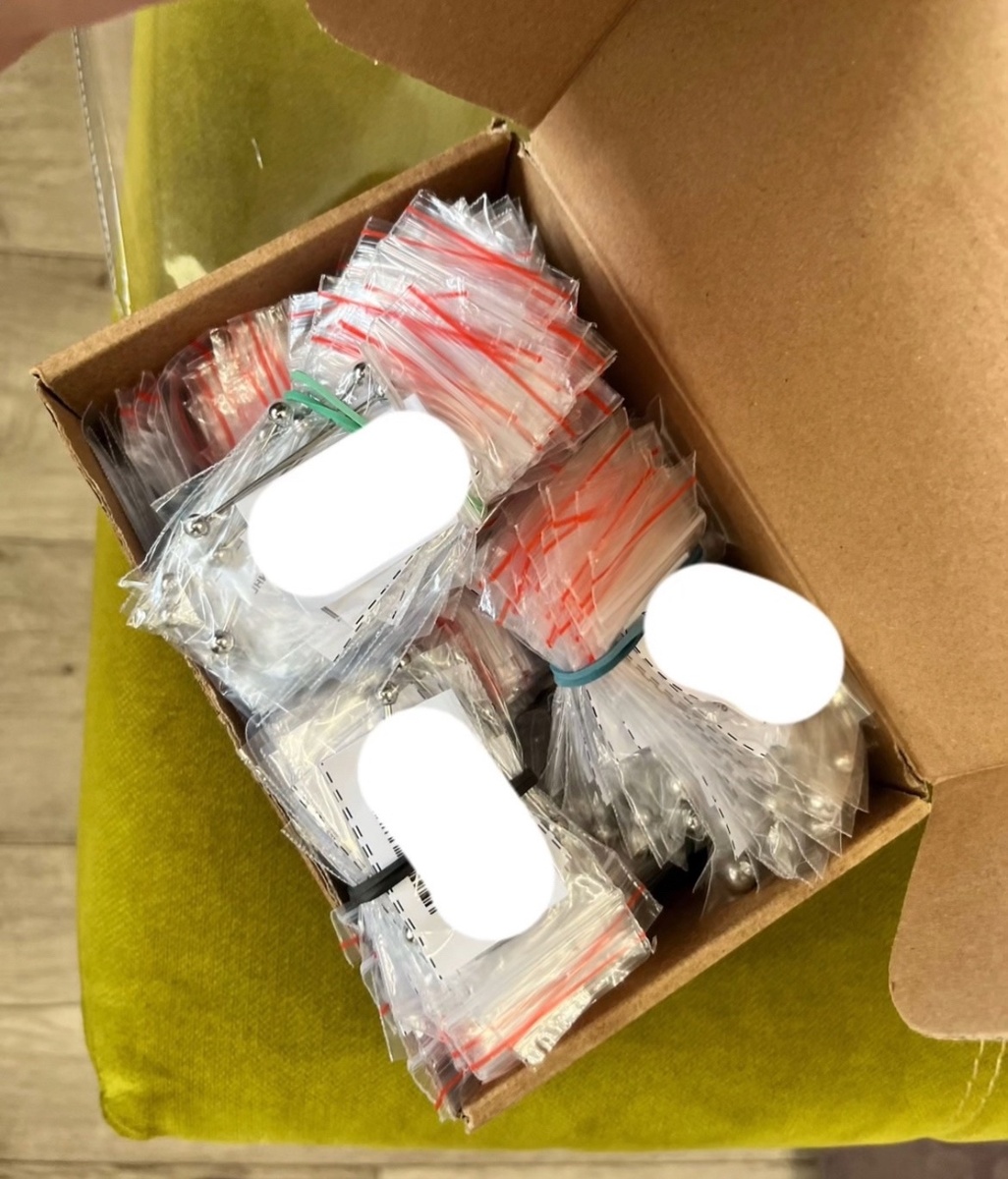 упакованные сережки