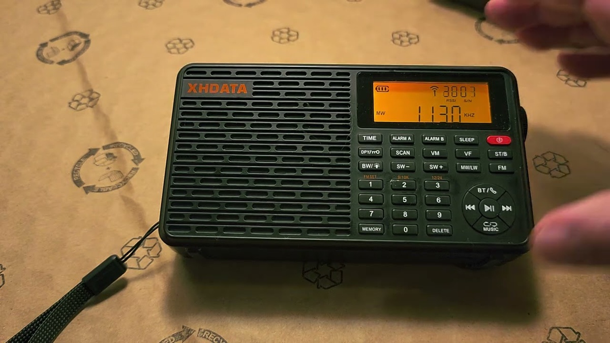 XHDATA D-109.YouTube