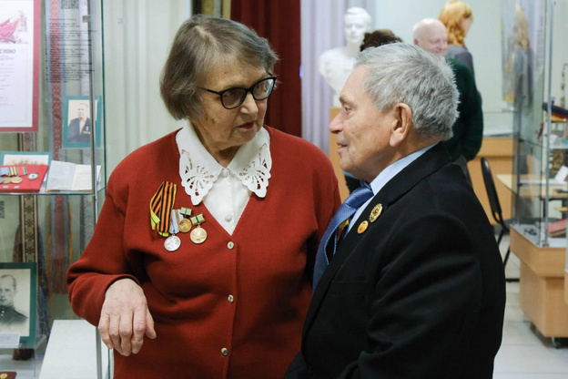    В Музее воинской славы открылась выставка, посвященная ленинградцам в Кировской области