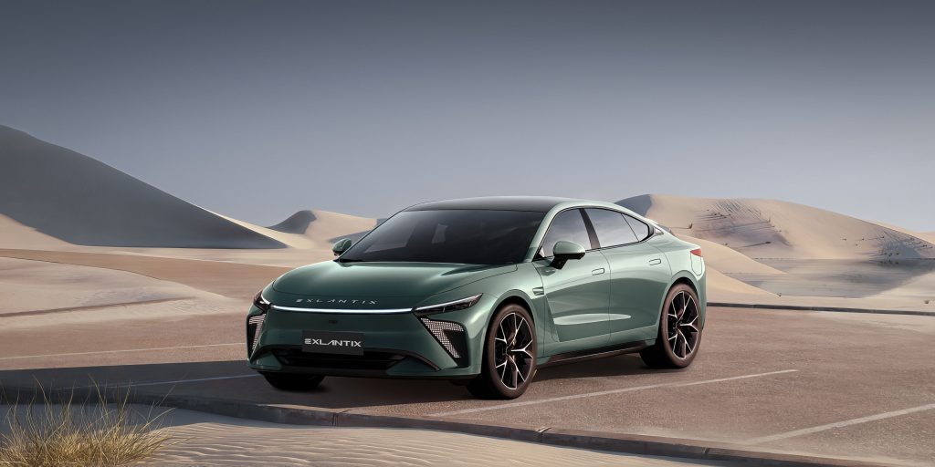 В качестве расширителя запаса хода (range-extender) используется 1,5-литровый бензиновый турбодвигатель мощностью 154 л. с.