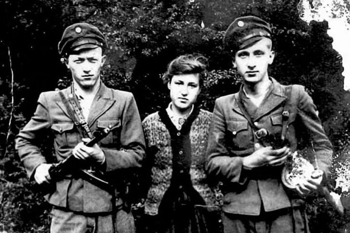 Зачем бандеровцы внедрялись в ряды Красной армии в годы войны?