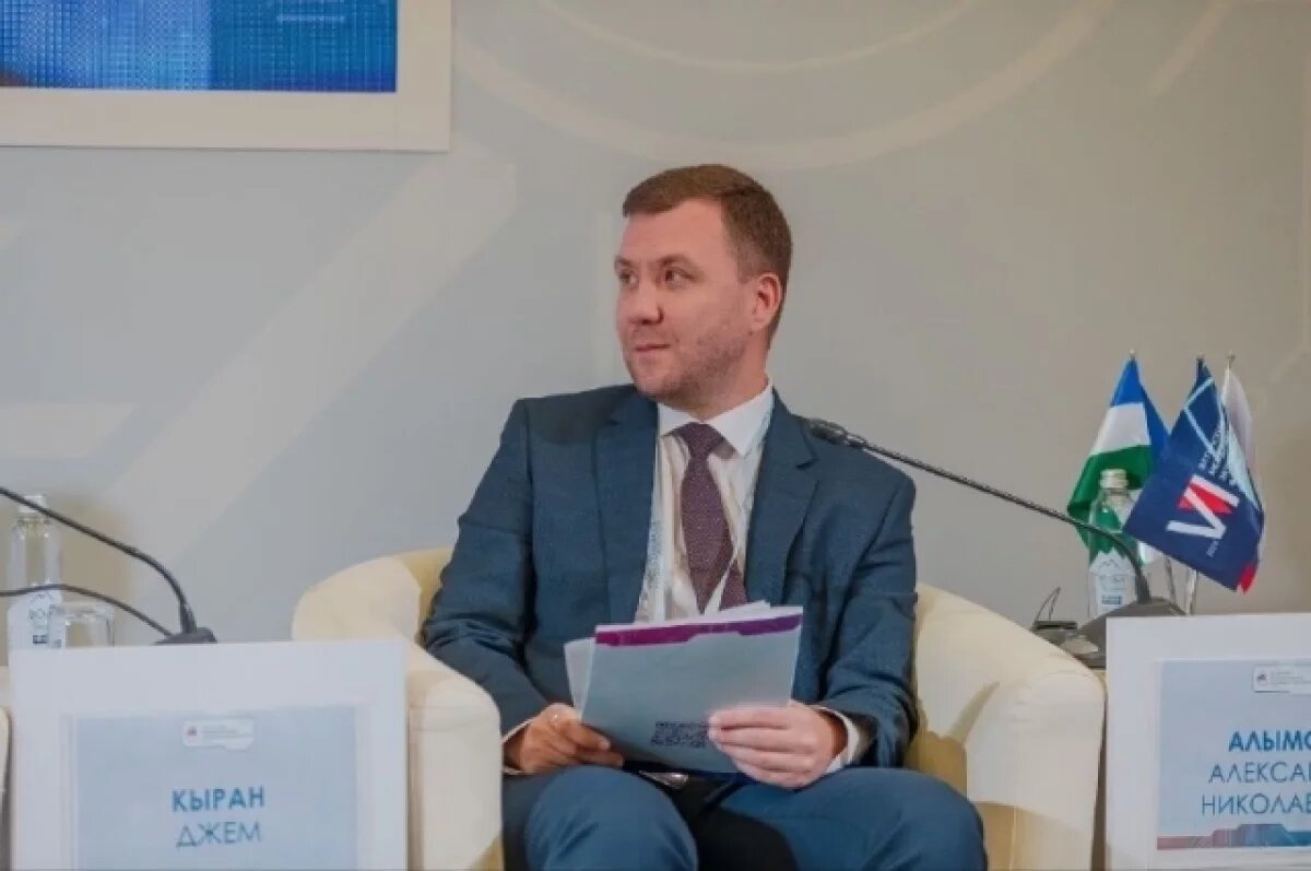    Александр Алымов считает, что астраханский чиновник навёл смуту среди людей