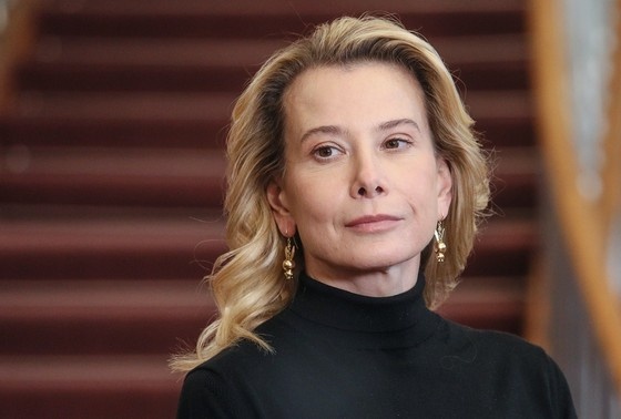    Юлия Высоцкая