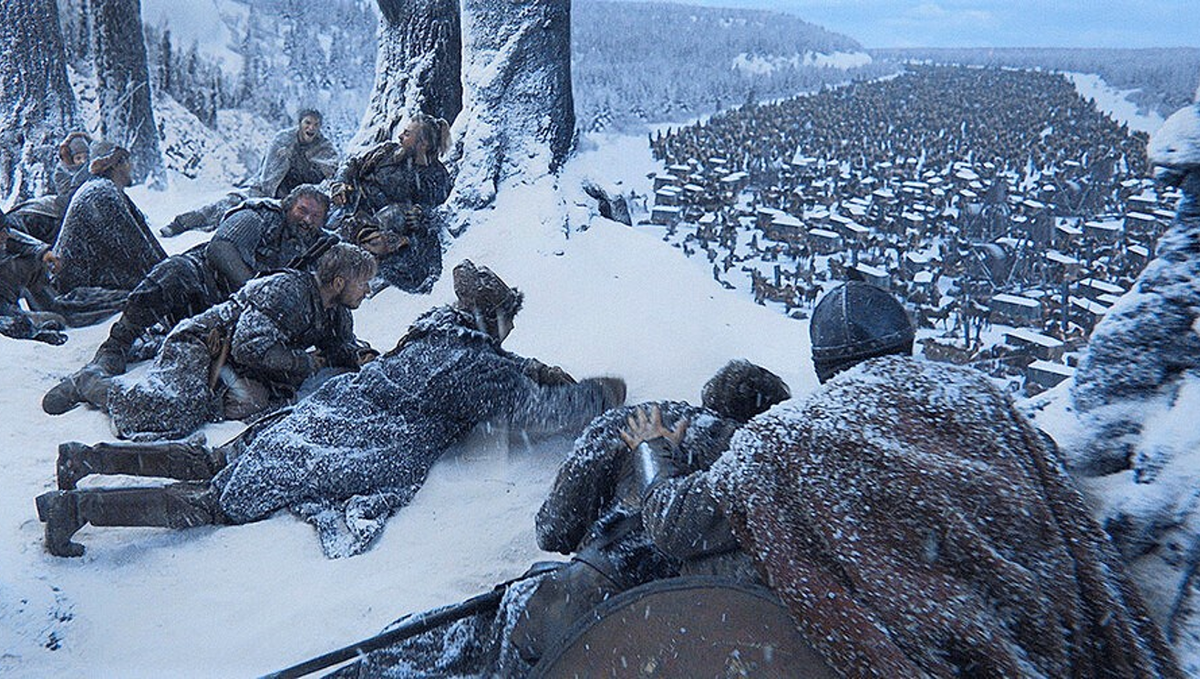 Кадр из х/ф "Евпатий Коловрат". На льду Оки огромное войско Батыя.