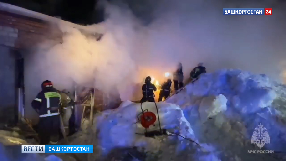    В уфимском Инорсе загорелся мебельный цех