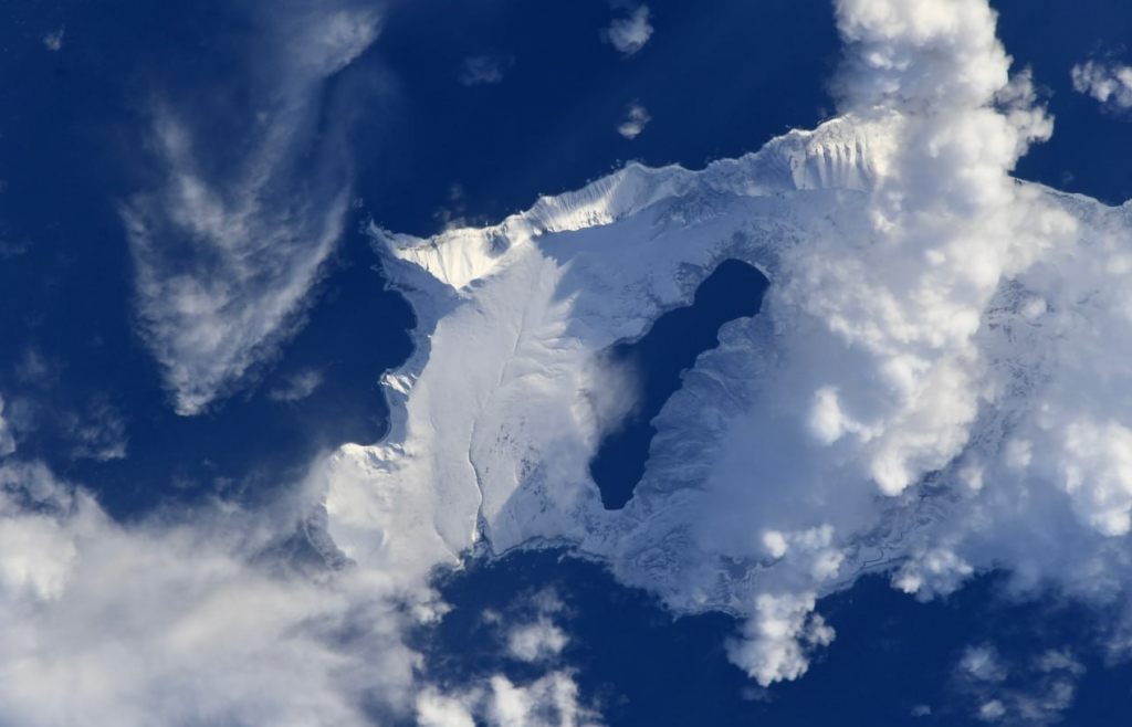    Снимок из космоса