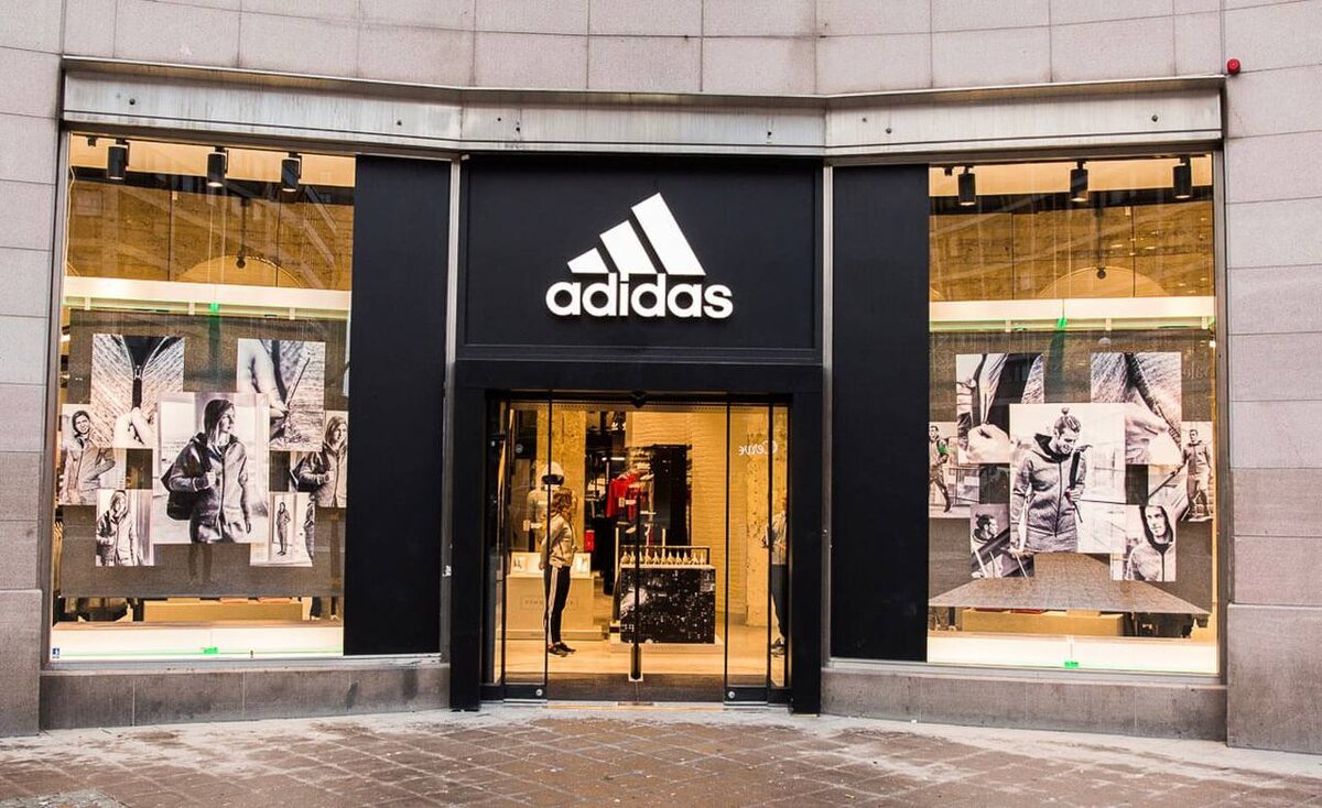    Выручка adidas выросла на 24% в прошедшем году (фото 1)