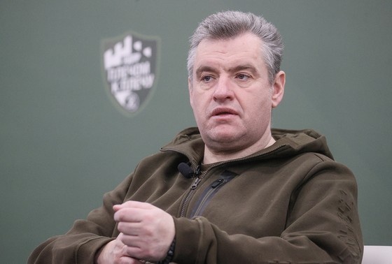    Леонид Слуцкий