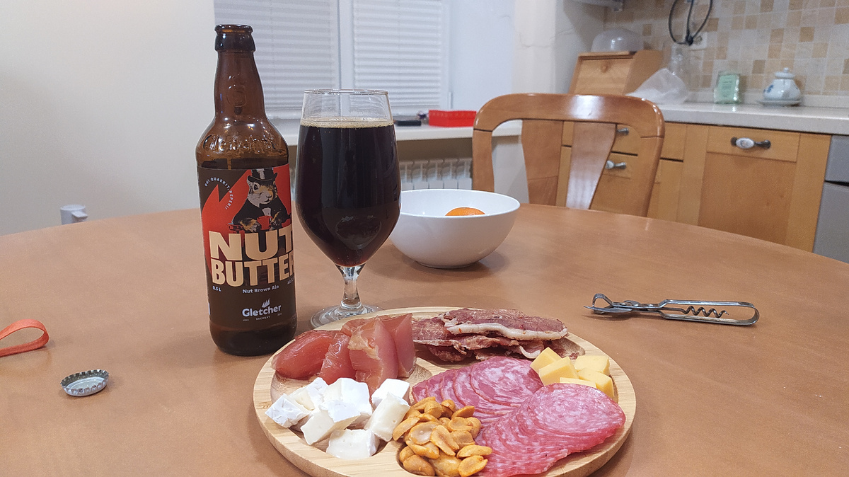 Темнее тёмного.