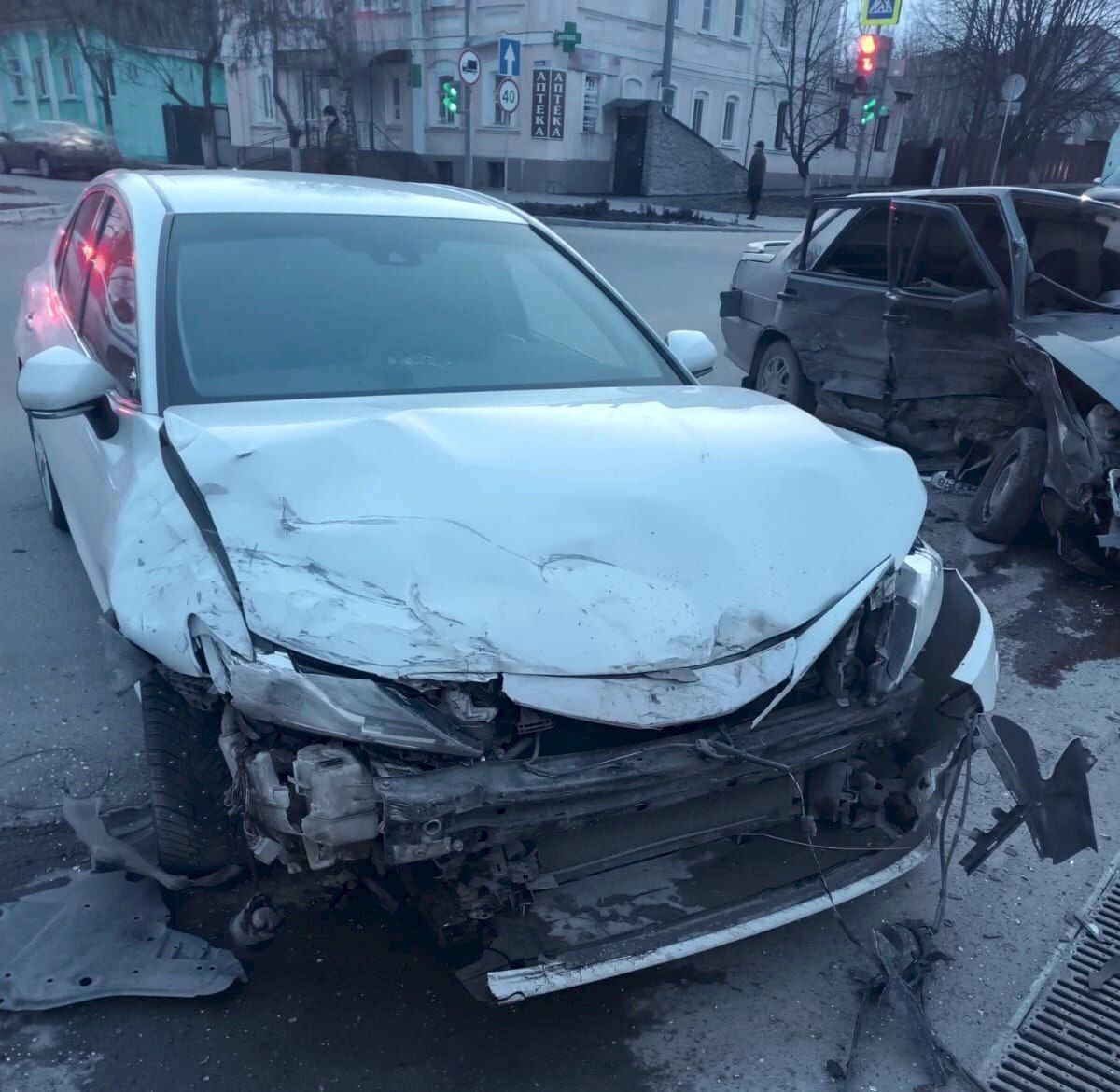 Листайте вправо, чтобы увидеть больше изображений