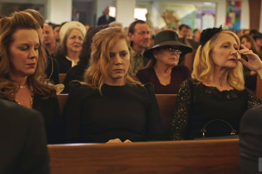 Кадр из сериала «Острые предметы»