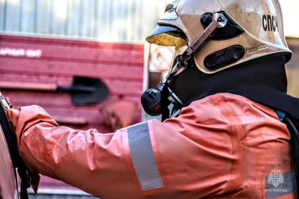    В Петербурге 80 человек эвакуировали из бизнес-центра из-за пожара