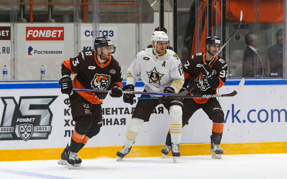 Матч КХЛ Адмирал - Амур