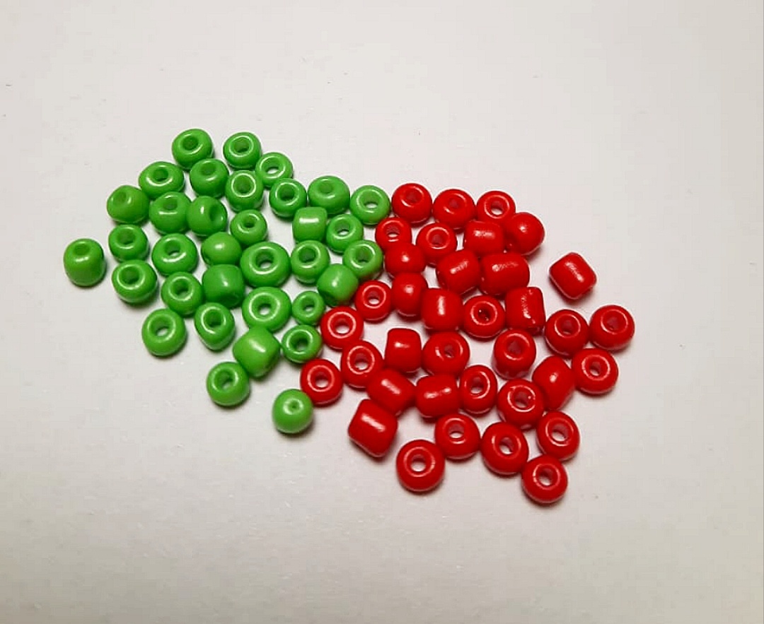 Крупный бисер 6мм матовый