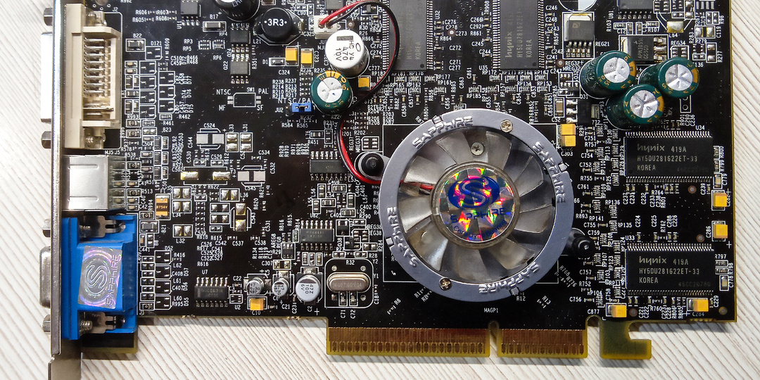 Год 2003. ATI Radeon 9600 XT - мы ещё поиграем (часть 1).