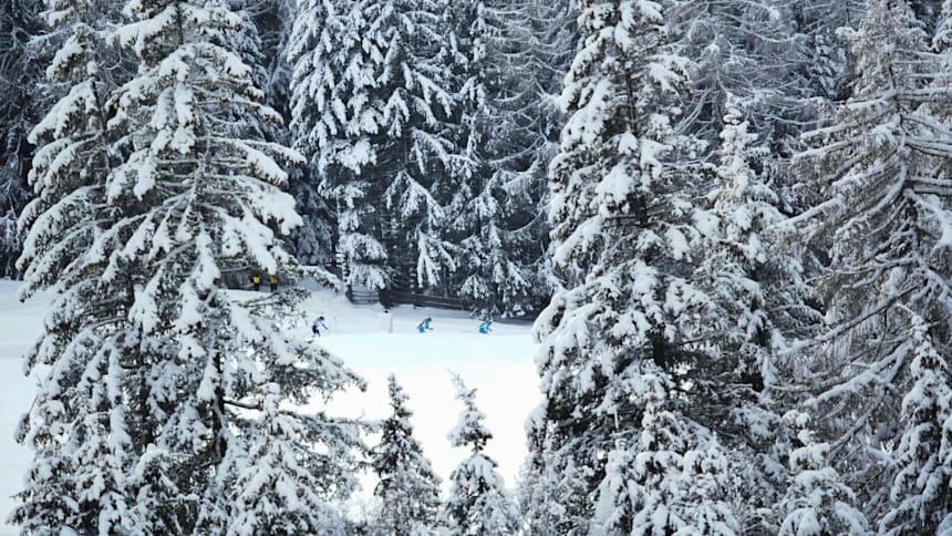 Этап в Антхольце называют жемчужиной биатлона. Здесь, в итальянских Альпах, всегда потрясающие виды (Millo Moravski/Agence Zoom/Getty Images)