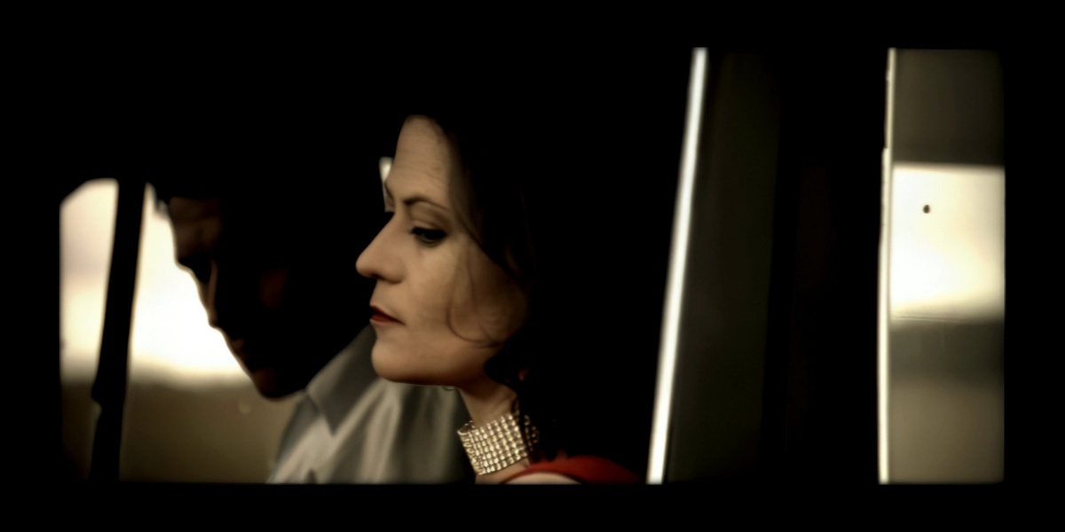 Кадр из клипа Rammstein - Du Hast 