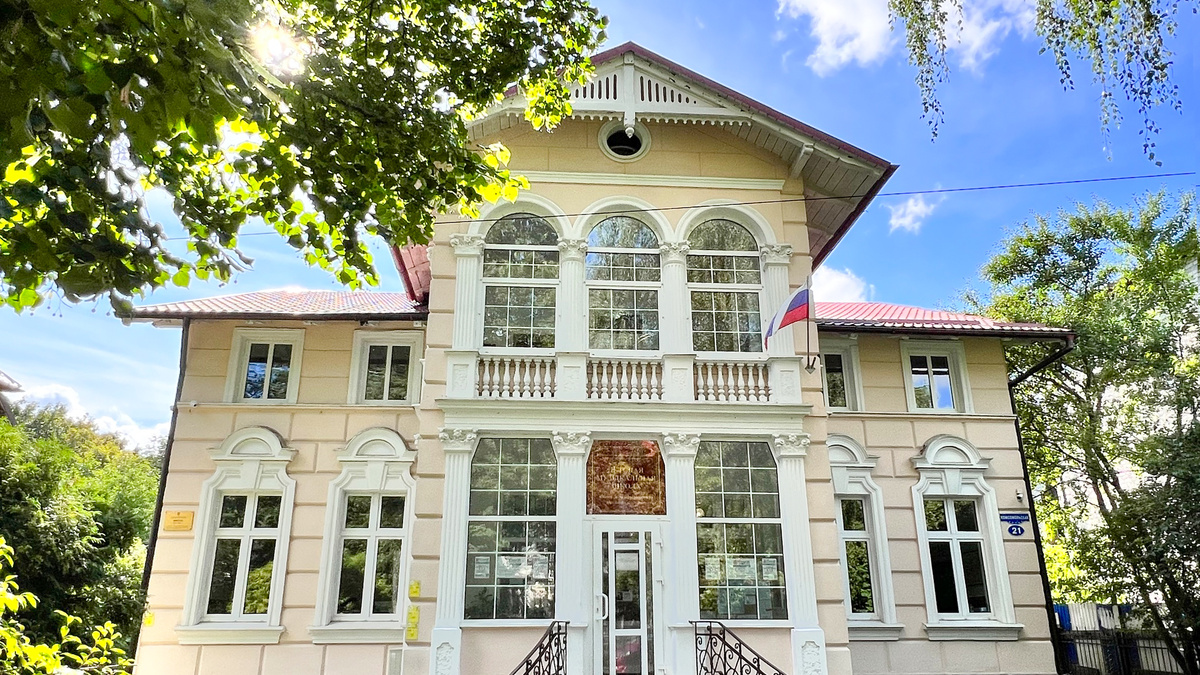 Детская музыкальная школа, ул. Комсомольская, 21