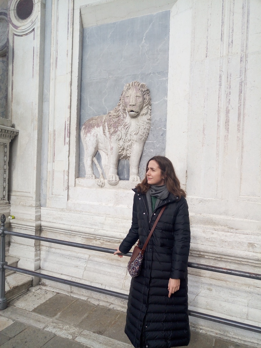 ВЕНЕЦИЯ. Фасад Санти Джованни э Паоло. Дочка Настя. Ноябрь 2017