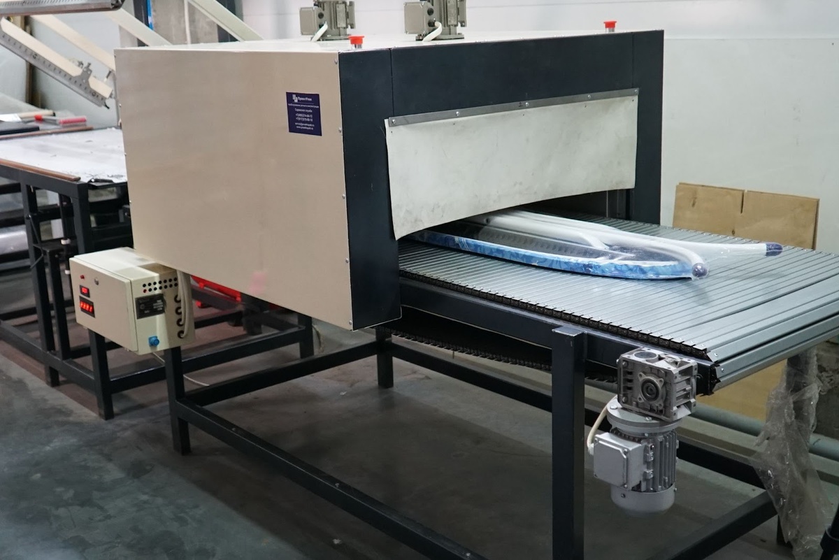 Показываем процесс финальной упаковки гладильной доски Hausmann.